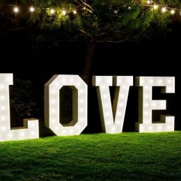Napis Love biały największy / rustykalny , drewniany LOVE / girlandy - Dekoracje świetlne