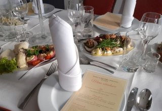 JacobTastes Catering Weselny