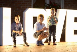 Wynajem napisu LOVE, Napis LOVE wynajem wesela, sesja, plener