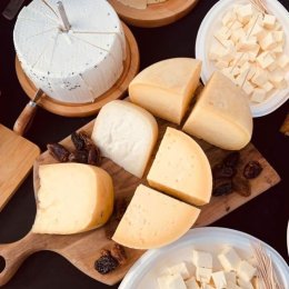 Kalabona sery rzemieślnicze deska serów bufet serów catering - Catering