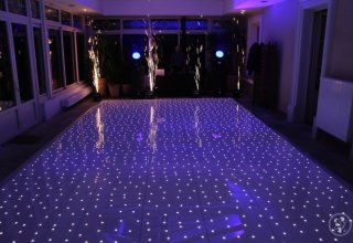 Ciężki Dym, Wyrzutnie iskier, Napis Love Rustykalny, Parkiet LED