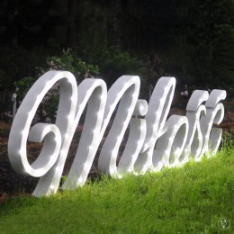 Napis Miłość - Dekoracje świetlne