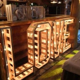 Drewniany rustykalny NAPIS LOVE - Dekoracje świetlne