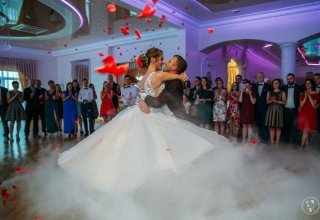 Piękny i efektowny Pierwszy Taniec-lekcje prywatne w Dance & Fashion