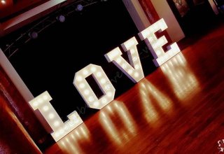 Świecący napis LOVE - Świecące Love - 125cm - Styl Retro! Hit Sezonu!!