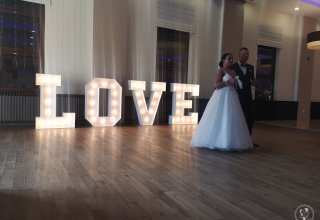 Napis LOVE - wynajem na wesele, ślub, event, sesję zdjęciową. Miłość