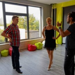 Dance4you - lekcje dla nowożeńców ,pokazy taneczne - Szkoła tańca