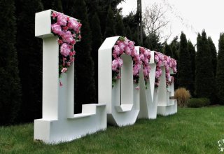 Kwiatowe LOVE Kwiatowy napis oryginalny kwiatowe litery od balonowe