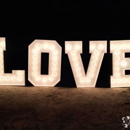 Świecący Napis - litery LOVE Na wesele ślub sesję - Dekoracje świetlne
