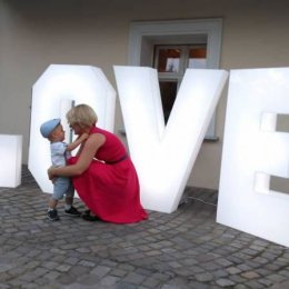Świecące litery LOVE na Twoim weselu lub sesji zdj - Dekoracje świetlne