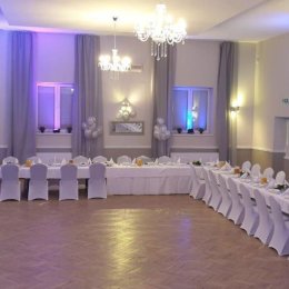 Pierwszy Taniec, Kursy Tańca Użytkowego - Szkoła tańca