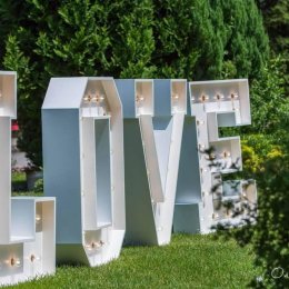 Napis Love Podświetlany Retro - Dekoracje świetlne