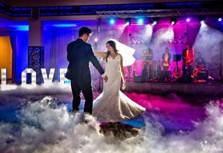 PUNKT ŚWIATŁA  dekoracje światłem | oświetlenie sceniczne | ciężki dym