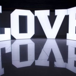 Napis LOVE 120 cm Wynajem - Dekoracje świetlne