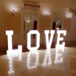 Napis Love dekoevent - Dekoracje świetlne