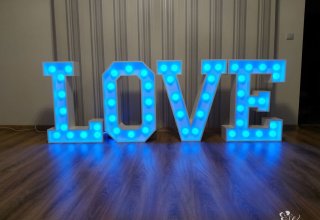 FunFotoParty - Napis LOVE