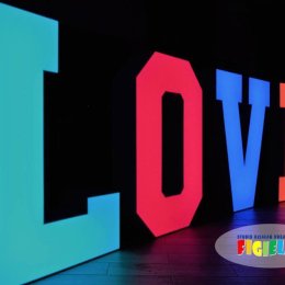 LedOVE litery LOVE - Dekoracje świetlne