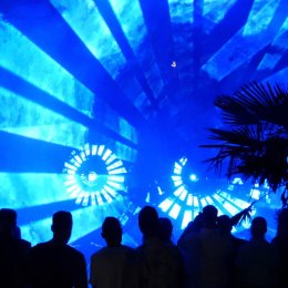 Pokazy laserowe, pokaz laserów na weselu szyte na miarę - LASERPROFI - Dekoracje świetlne