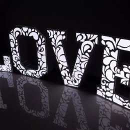 Napis LOVE XXL 120cm (RGB, nakładki ażurowe) - Dekoracje świetlne