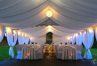 wynajem namiotu, namioty weselne, wynajem parkietu, firma Parysada