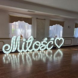 Napis Miłość - Dekoracje świetlne