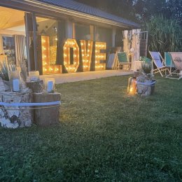 Napis Love Ameszka - Dekoracje świetlne