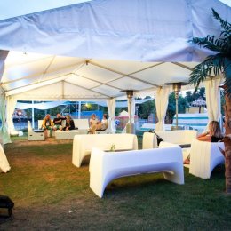 Wynajem namiotów, mebli, dekoracji, oświetlenie i multimediów - Wynajem namiotów