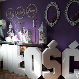 MIŁOŚĆ olśnij gości efektem 3D -7 kolorów w 1 napisie - Ścianki ślubne - Dekoracje świetlne