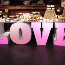 Napisy świecące LOVE, MIŁOŚĆ, inicjały - wynajem - Dekoracje świetlne