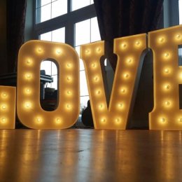 Napis LOVE wesele kolacje zaręczyny LOVE 3D świecące - Dekoracje świetlne