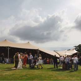 Nowoczesne, piękne i lekkie w formie - Namioty Stretch - Wynajem namiotów