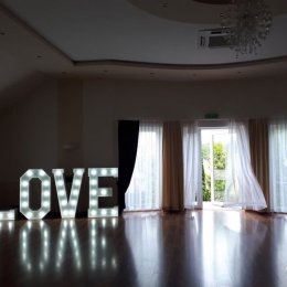 Napis LOVE LED na wesele poprawiny Hit Wesel - Dekoracje świetlne