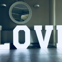 Napis Love Patrycja Gąsiorczyk - Dekoracje świetlne