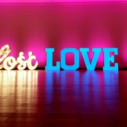 Dekoracja światłem, napis Miłość ,LOVE,ciężki dym, WSZYSTKO JASNE - Dekoracje świetlne