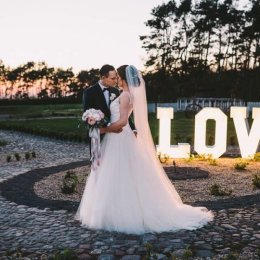 Napis LOVE Literovo - Dekoracje świetlne