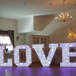 Napis LOVE 3D 120cm, 7 wersji kolorów LED RGB, ażur w serca, 5 m! - Dekoracje świetlne