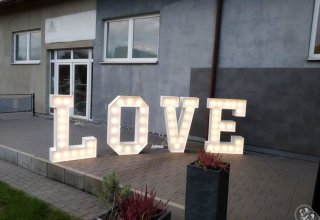 Napis LOVE
