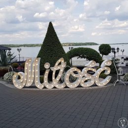 MIŁOŚĆ pisana efektowny napis ledowy - Dekoracje świetlne