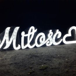 Ledowy napis ''Miłość - Dekoracje świetlne