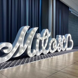 Prywatka Eventy Napis Miłość - Dekoracje świetlne