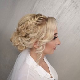 Przestrzeń Fryzur Sabina Mikos - Fryzjer ślubny