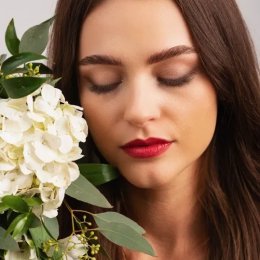 Studio Kamuflażu - Fryzjer ślubny