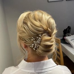 Uczesz mnie jg - Fryzjer ślubny