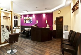 Salon Fryzjerski u Rudej