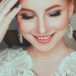 Licówki, wybielanie zębów - piękny uśmiech i białe zęby w dniu ślubu - Makijaż ślubny