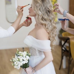 Stylista fryzur Maria Khoruzha - Makijaż ślubny