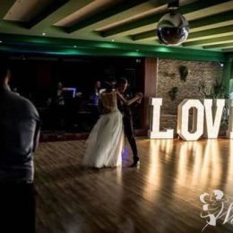 Napis LOVE eventbox - Dekoracje świetlne