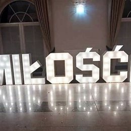 Napis MIŁOŚĆ + serce - Dekoracje świetlne