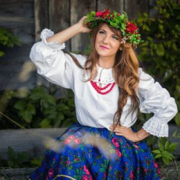 Pierwszy taniec inspirowany folklorem - zatańcz kujawiaka! - Szkoła tańca