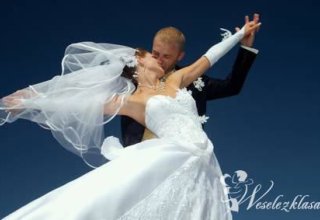 PIERWSZY TANIEC NAUKA ! STUDIO TAŃCA SO BEAT